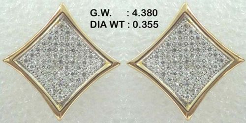 Diamond earrings, Packaging Type : Velvet Box