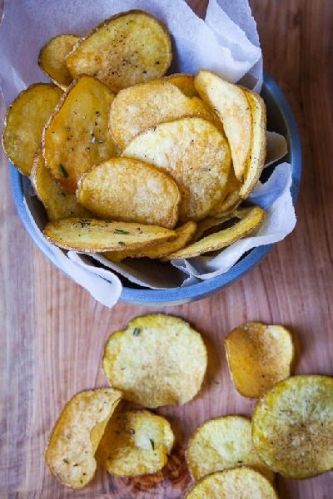 Natural Multi Dal Chips, For Snacks, Taste : Crunchy, Salty