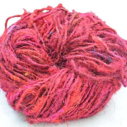 Recycled Silk Yarn, For Carpets Weaving, Surface Decorations, Knitting, Etc, Feature : Soft, Smooth