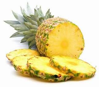 Fresh pineapple, Storage Condition : Natural