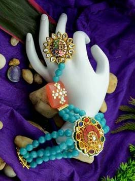 Designer Pearl Bracelet