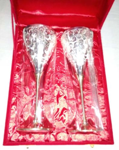 Metal Wine Glass Set