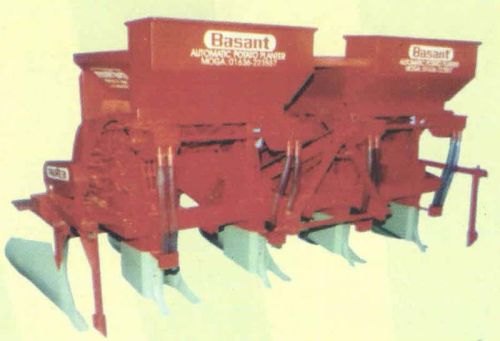 4 Row Fully Automatic Potato Planter, For Agricultural, Certification : Ce Certified