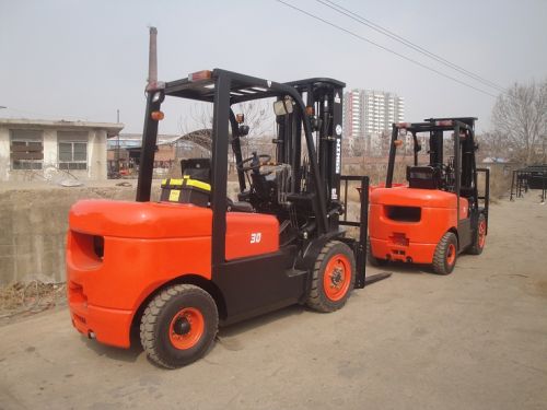 Diesel forklift, Brand Name : HANTANG, Packaging Type : YELLOW