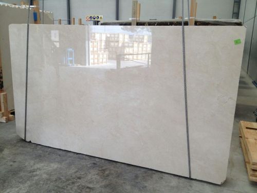 Crema Marfil Imported Marble Slabs, Color : Ivory, Cream