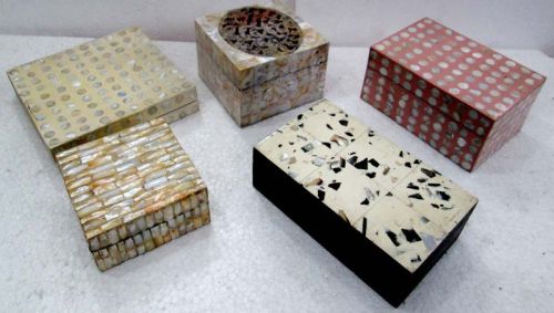 Mother Of Pearl Sea Shells With Resin Boxes