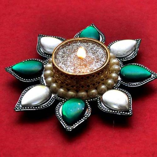 Kundan Stones Diya