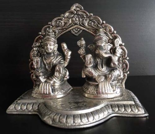 German Silver Laxmi Ganesh Statue, For Temple, Style : Antique