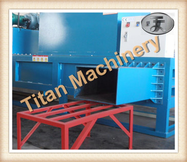 Titan-HB Series Bag Pressing Baler