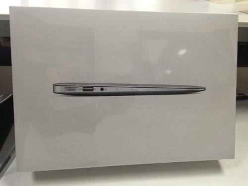 New Apple MacBook Air 11 Sealed In Box Laptop