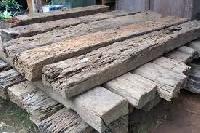 Polished Wooden Sleeper, Shape : Rectengular for Railway Use