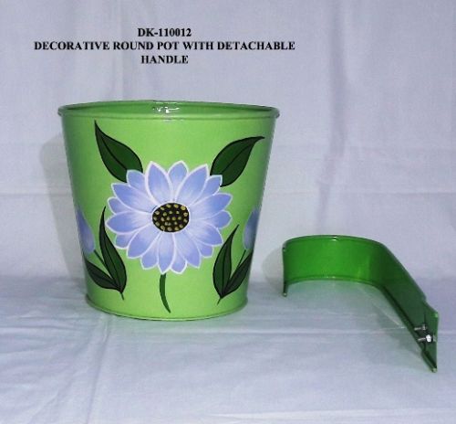 Round Pot With Handle