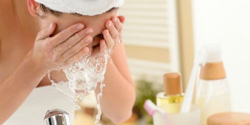 Natural Face Wash, Packaging Size : 210 Ml