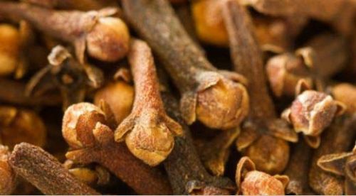 Clove, Feature : Rich In Aroma