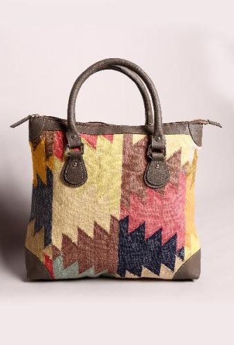 Anu Hand-woven Punja Dhurrie Bag, Feature : Handwoven