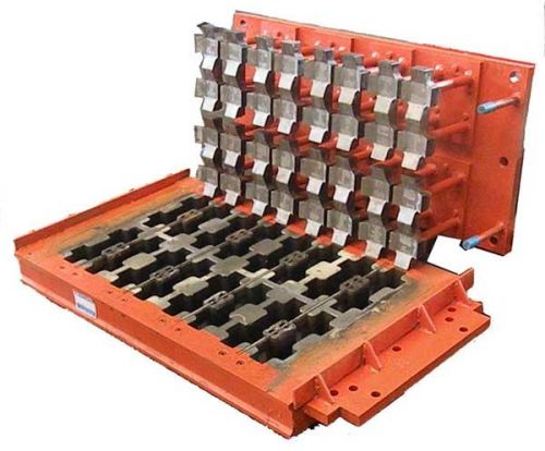 Qt Automatic Paver Block Moulding Machine