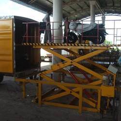 Electric Two Wheeler Scissor Lift, Weight Capacity : 2000-3000kg