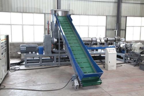 PP PE Plastic Granulating Machine, Brand Name : Quantai