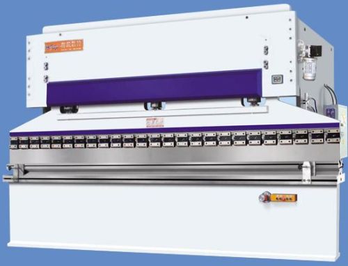 Wc67y Series Three-cylinder Hydraulic Plate Bending Machine