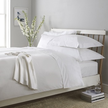 Plain Hotel Cotton Bed Sheets, Size : Multisizes