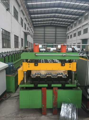Metal Floor Deck Roll Forming Machine YX51-260-780
