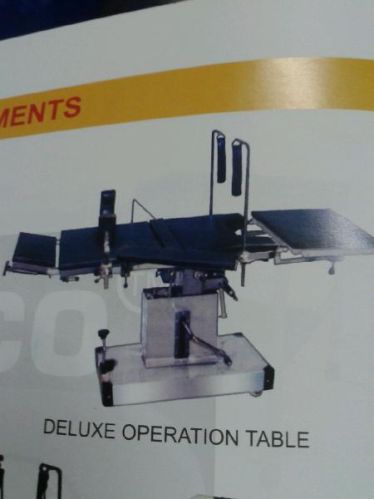 Deluxe Hydraulic Operation Table