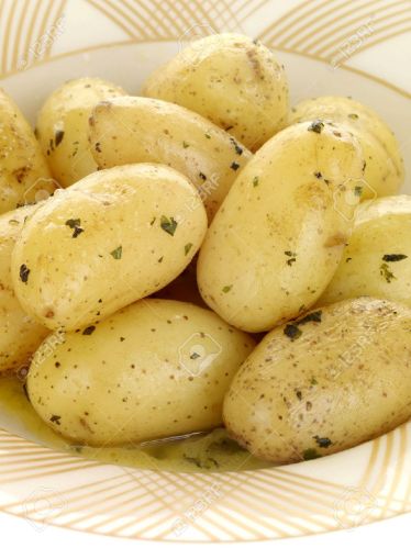 Crop Fresh Potatoes, Packaging Type : 50 Kg