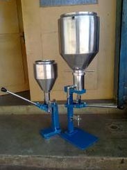 Hand Operated Paste Filling Machine