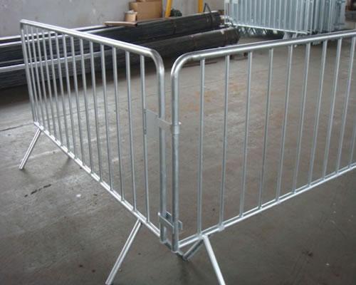 Crowd Control Retractable Barrier