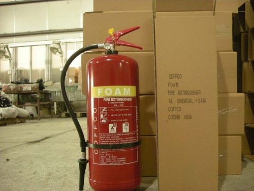 Brass Foam Fire Extinguisher, Gas Type : CO2