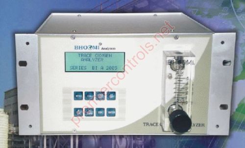 Trace Oxygen Analyzer 02, Color : White, Display Type : Digital