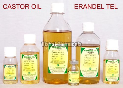 Common Castor Oil, For Cosmetics, Medicines, Packaging Type : Glass Bottle, Plastic Bottle