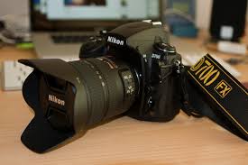 Nikon D700 12.1 Mp Digital SLR Camera