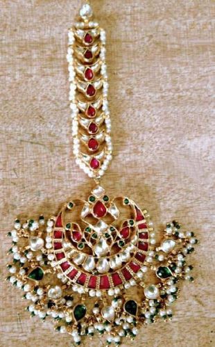 Polished Kundan Maang Tikka, Packaging Type : Velvet Box
