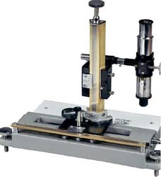 Electricity Travelling Microscope, For Forensic Lab, Science Lab, Size : 150mmx200mm