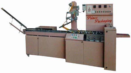 Biscuit Packaging Machine