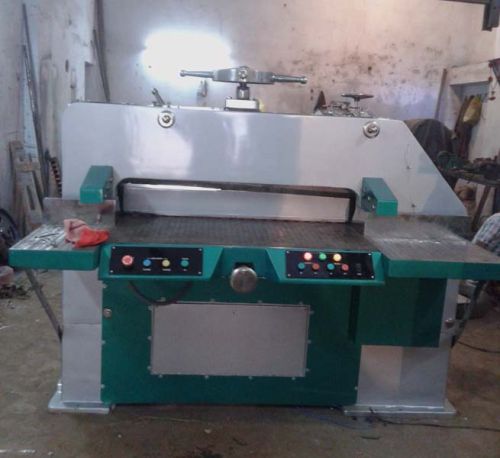 Semi Automatic Paper Cutting Machine