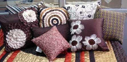 Item Code : SHI DCC 018 Decorative Cushion Cover