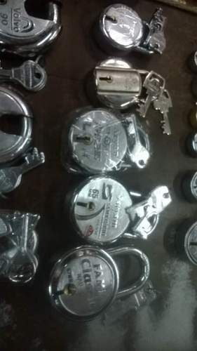 Round Padlocks