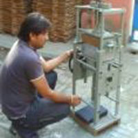 Chalk Making Machine