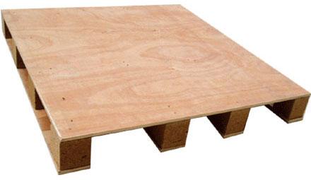 Wooden pallets, Capacity : 1400 Kg