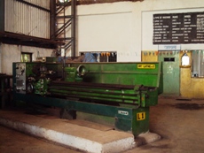 Used lathe machine