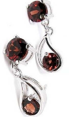 Earring Garnet