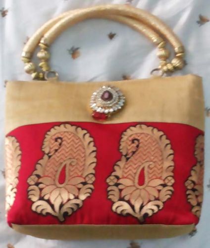 Brochade Tilak Fitting Designer Purse