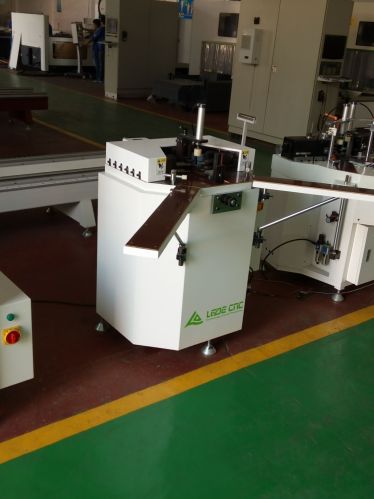Aluminum Corner Crimping Machine, Brand Name : Lede CNC