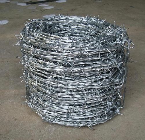 Protective Barbed Wire, Packaging Type : Ggreen, silver, blue, etc