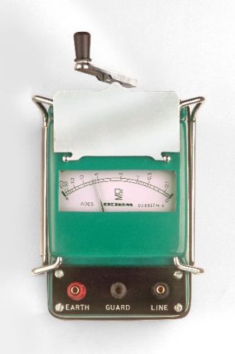 Analogue Insulation Tester