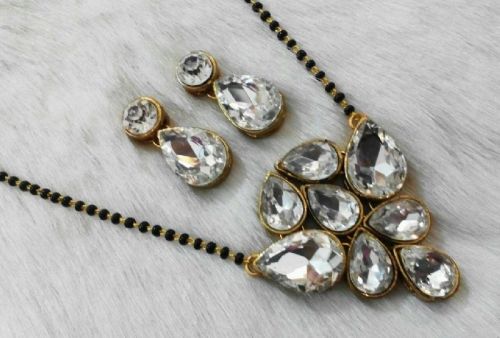 Stones Mangalsutra Set