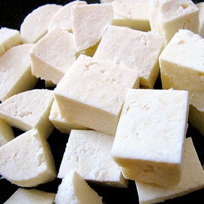 Fresh paneer, Energy : 289 kcal