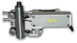 Silver SRI 10-50C Aluminium Electronic Extensometer, For Industrial Use, Feature : Light Weight